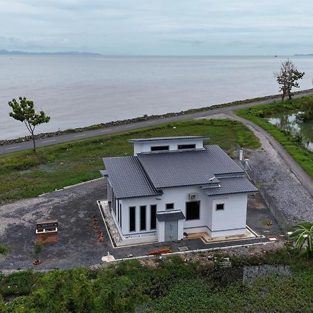 Rhumah Sungai Belati Villa Simpang Empat  Exterior photo