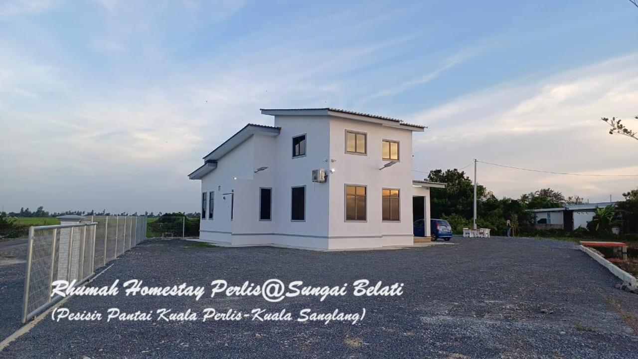 Rhumah Sungai Belati Villa Simpang Empat  Exterior photo